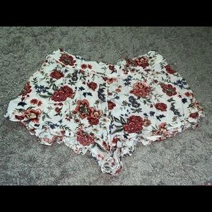 Flowery shorts